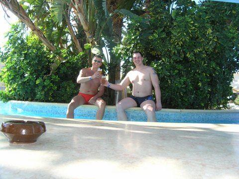 Standesgemäßes Anstossen auf die 3 Sterne